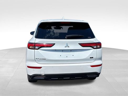 Used 2024 Mitsubishi Outlander SE AWD/4WD image 7