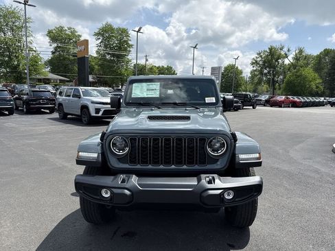 New 2026 Jeep Gladiator Sport AWD/4WD image 16