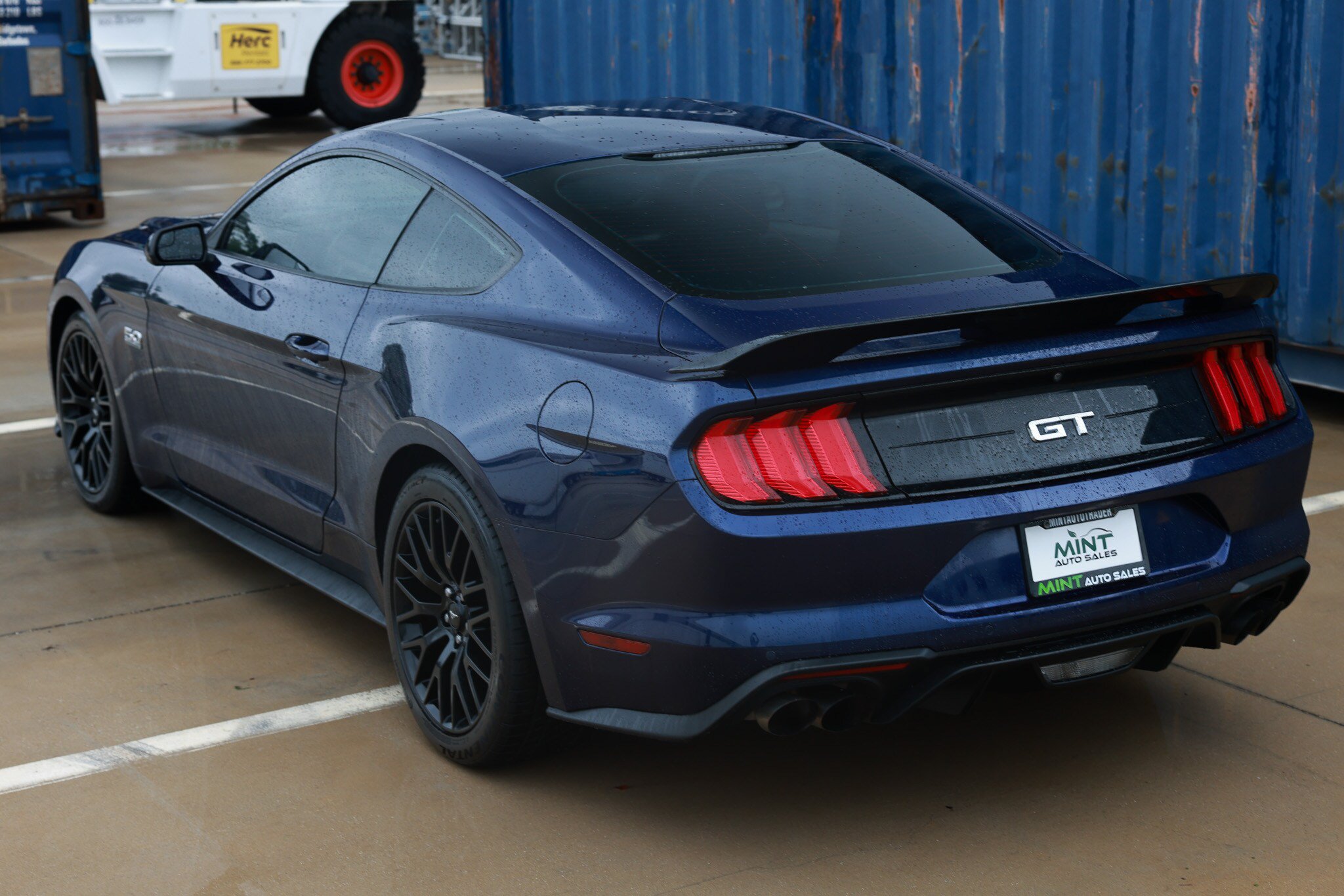Used 2018 Ford Mustang GT w/ GT Performance Package RWD image 8