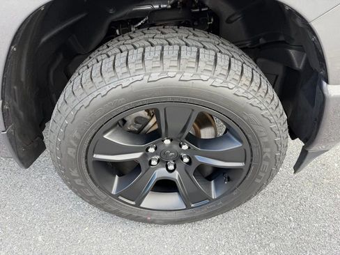 Certified 2022 RAM 1500 Big Horn AWD/4WD image 11