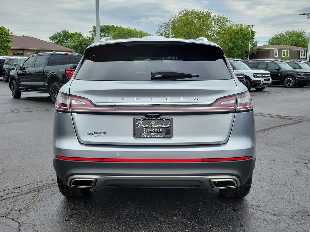 Certified 2023 Lincoln Nautilus Reserve w/ Luxury Package AWD/4WD image 5