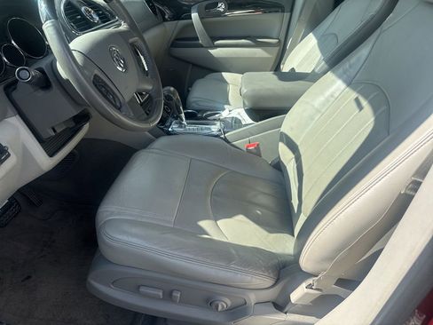 Used 2016 Buick Enclave Leather image 9