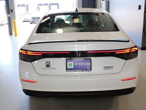 Used 2024 Honda Accord Sport image 25