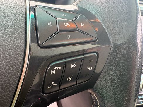 Used 2017 Ford Explorer Platinum AWD/4WD image 18