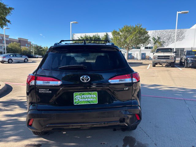 Used 2024 Toyota Corolla Cross LE FWD image 6