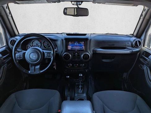 Used 2018 Jeep Wrangler Unlimited Sport S AWD/4WD image 15