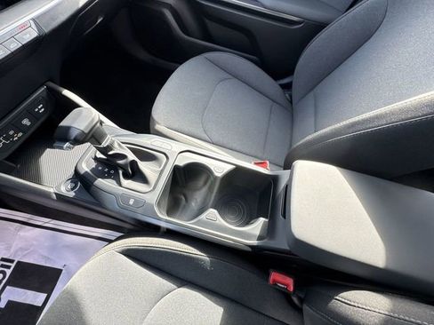 Certified 2025 Kia K4 LXS image 24