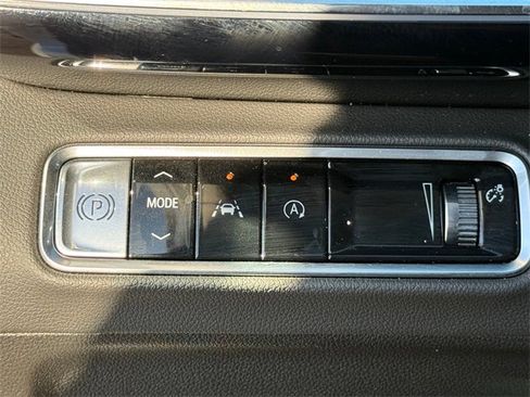 Used 2025 Buick Envision Preferred image 20