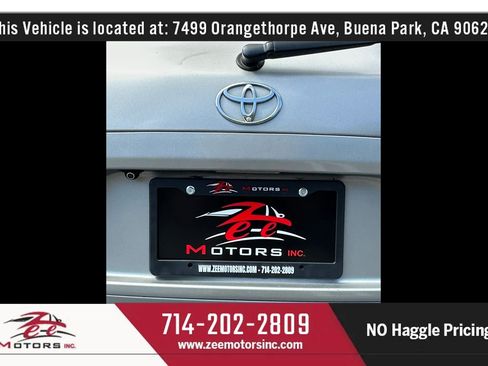 Used 2006 Toyota Sequoia Limited RWD image 56