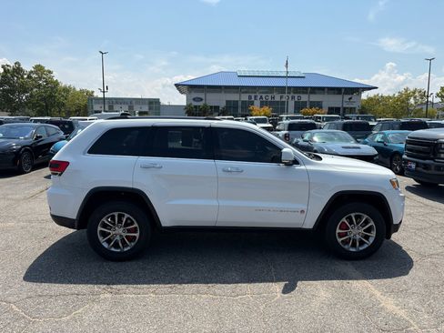 Used 2016 Jeep Grand Cherokee Limited AWD/4WD image 4