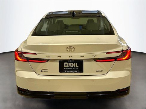 New 2026 Toyota Camry XLE image 6