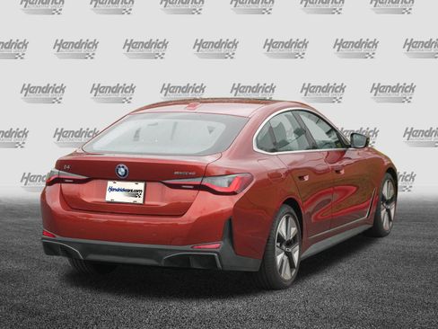Used 2023 BMW i4 eDrive40 RWD image 9