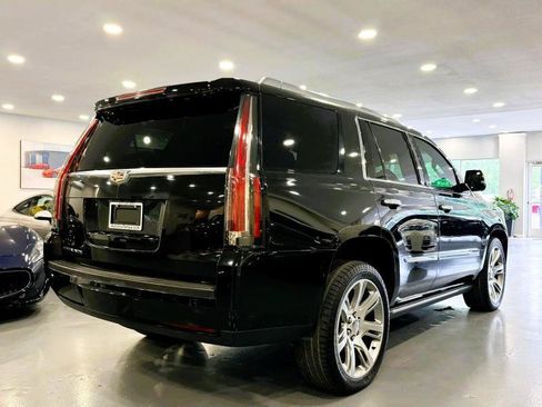 Used 2016 Cadillac Escalade Premium AWD/4WD image 5