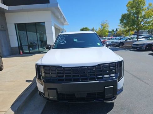 Used 2027 Kia Telluride SX Prestige X-Line AWD/4WD image 2