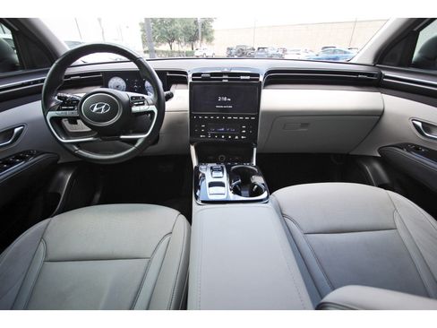 Used 2024 Hyundai Tucson Limited FWD image 11