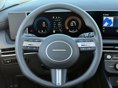 New 2026 Hyundai Tucson SE image 13