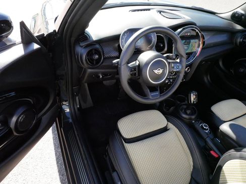 Used 2023 MINI Cooper S w/ MINI Resolute Edition FWD image 9