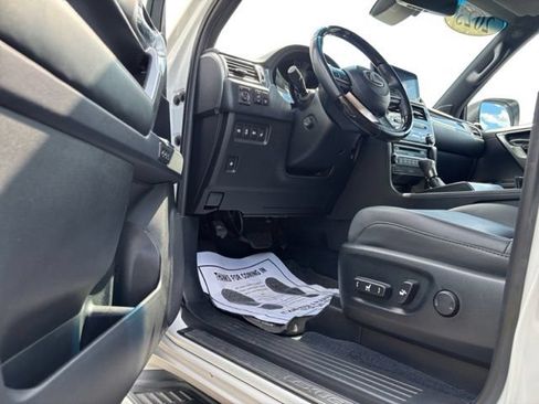 Used 2023 Lexus GX 460 Premium AWD/4WD image 8