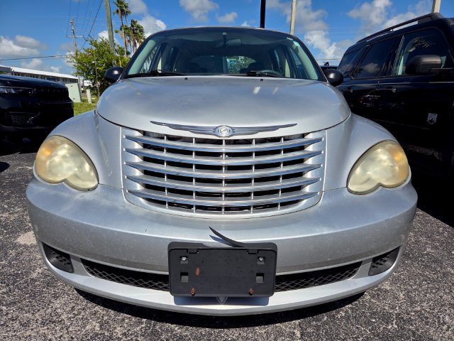 Used 2006 Chrysler PT Cruiser FWD image 2