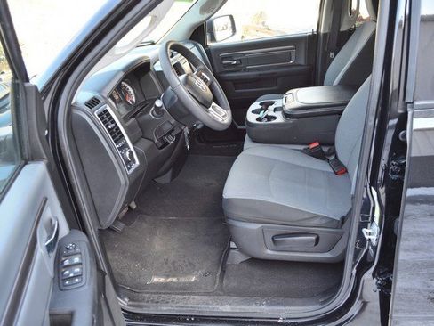 Used 2024 RAM 1500 Classic SLT image 16