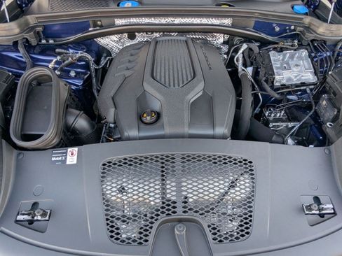 New 2026 Porsche Macan image 28