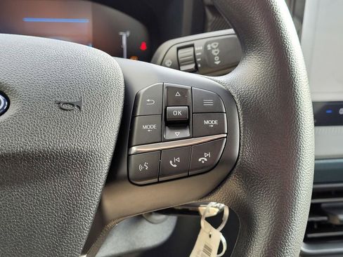 New 2025 Ford Maverick XL image 40