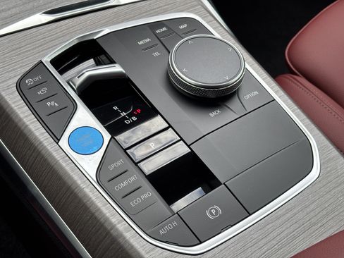 New 2026 BMW i4 eDrive40 w/ Parking Assistance Package image 13