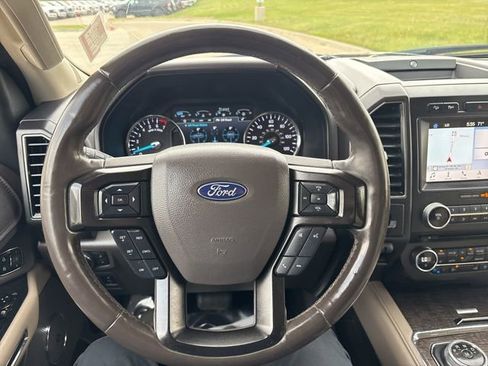 Used 2018 Ford Expedition Max Limited AWD/4WD image 19