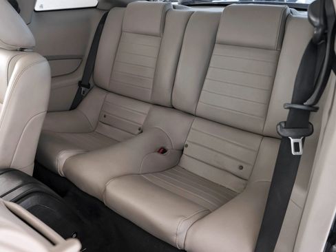 Used 2010 Ford Mustang GT image 30