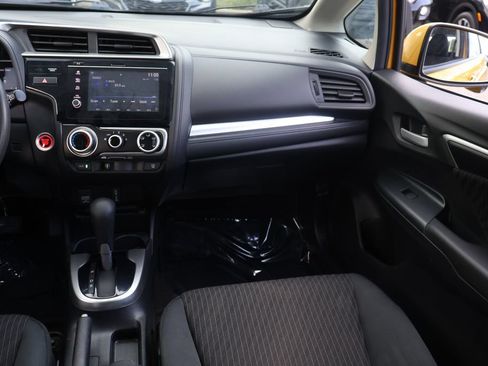 Used 2018 Honda Fit EX image 17