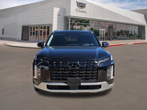 Used 2023 Hyundai Palisade Limited w/ Cargo Package AWD/4WD image 2