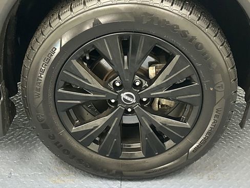 Certified 2023 Nissan Rogue SV w/ SV Premium B Package image 21