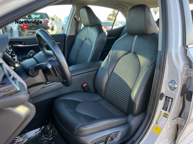 Used 2024 Toyota Camry SE w/ Convenience Package FWD image 14