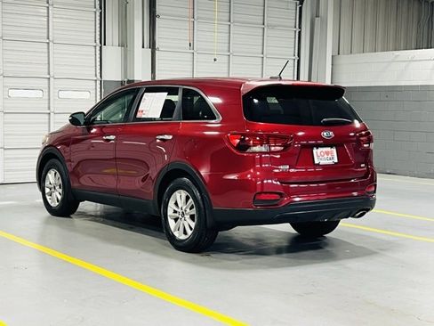Used 2019 Kia Sorento LX image 16