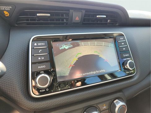 Used 2025 Nissan Kicks Play S image 23