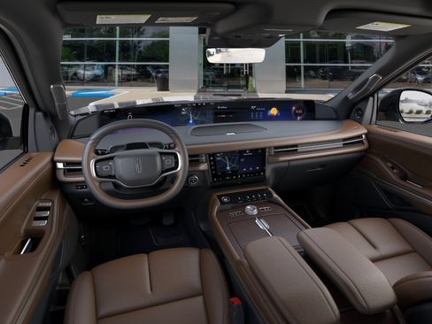New 2026 Lincoln Navigator Reserve AWD/4WD image 9