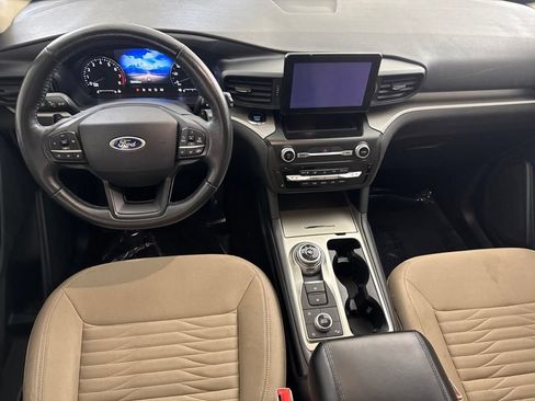 Used 2020 Ford Explorer XLT w/ Comfort Package AWD/4WD image 28