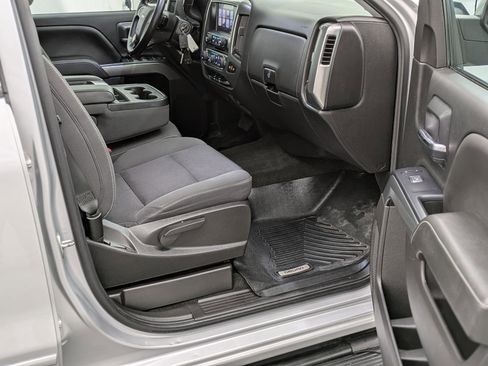 Used 2018 Chevrolet Silverado 1500 LT w/ All Star Edition image 19