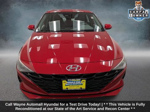 Used 2023 Hyundai Elantra SEL w/ Convenience Package image 2