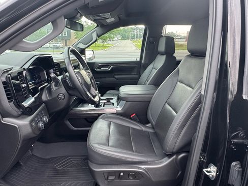 Used 2023 Chevrolet Silverado 1500 LTZ image 21