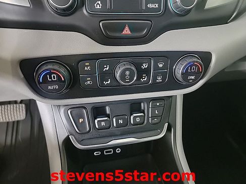 Used 2019 GMC Terrain SLT w/ Preferred Package FWD image 15
