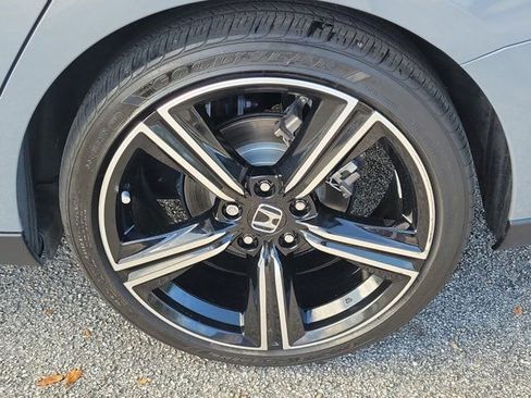 Used 2024 Honda Accord Sport image 7