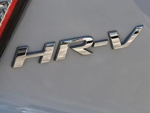 Used 2021 Honda HR-V EX image 11