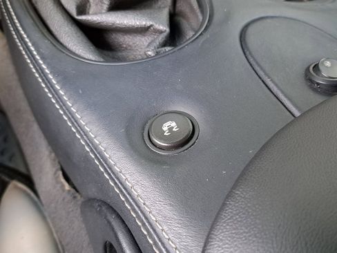 Used 2006 Chevrolet Corvette Z06 w/ Preferred Equipment Group image 21