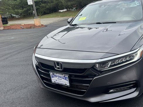 Used 2018 Honda Accord Sport image 24