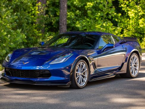 Used 2017 Chevrolet Corvette Grand Sport RWD image 24