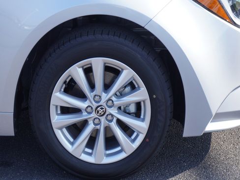 New 2026 Toyota Corolla LE image 5