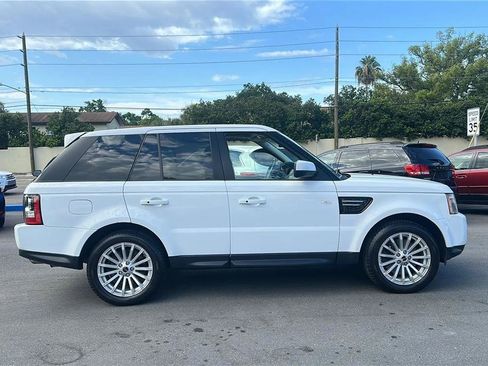 Used 2012 Land Rover Range Rover Sport HSE AWD/4WD image 8