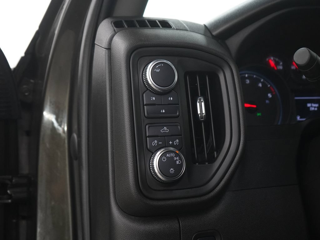 Used 2023 GMC Sierra 3500 Pro w/ Convenience Package AWD/4WD image 16