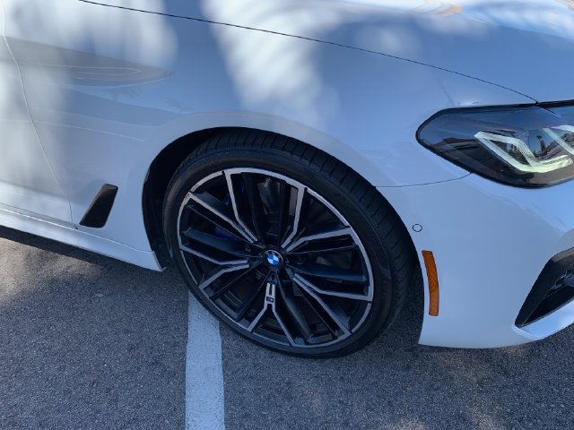 Used 2023 BMW 540i w/ M Sport Package RWD image 5